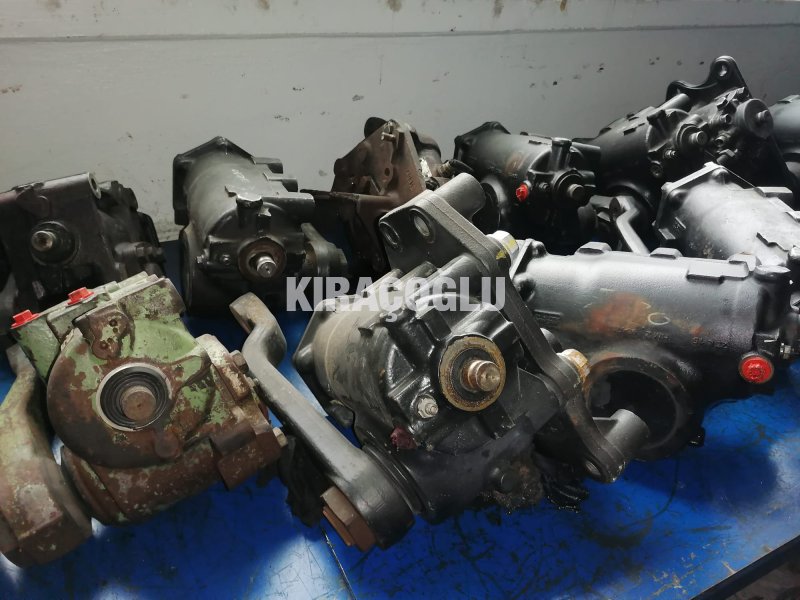 Mercedes Kamyon Çıkma Parça 